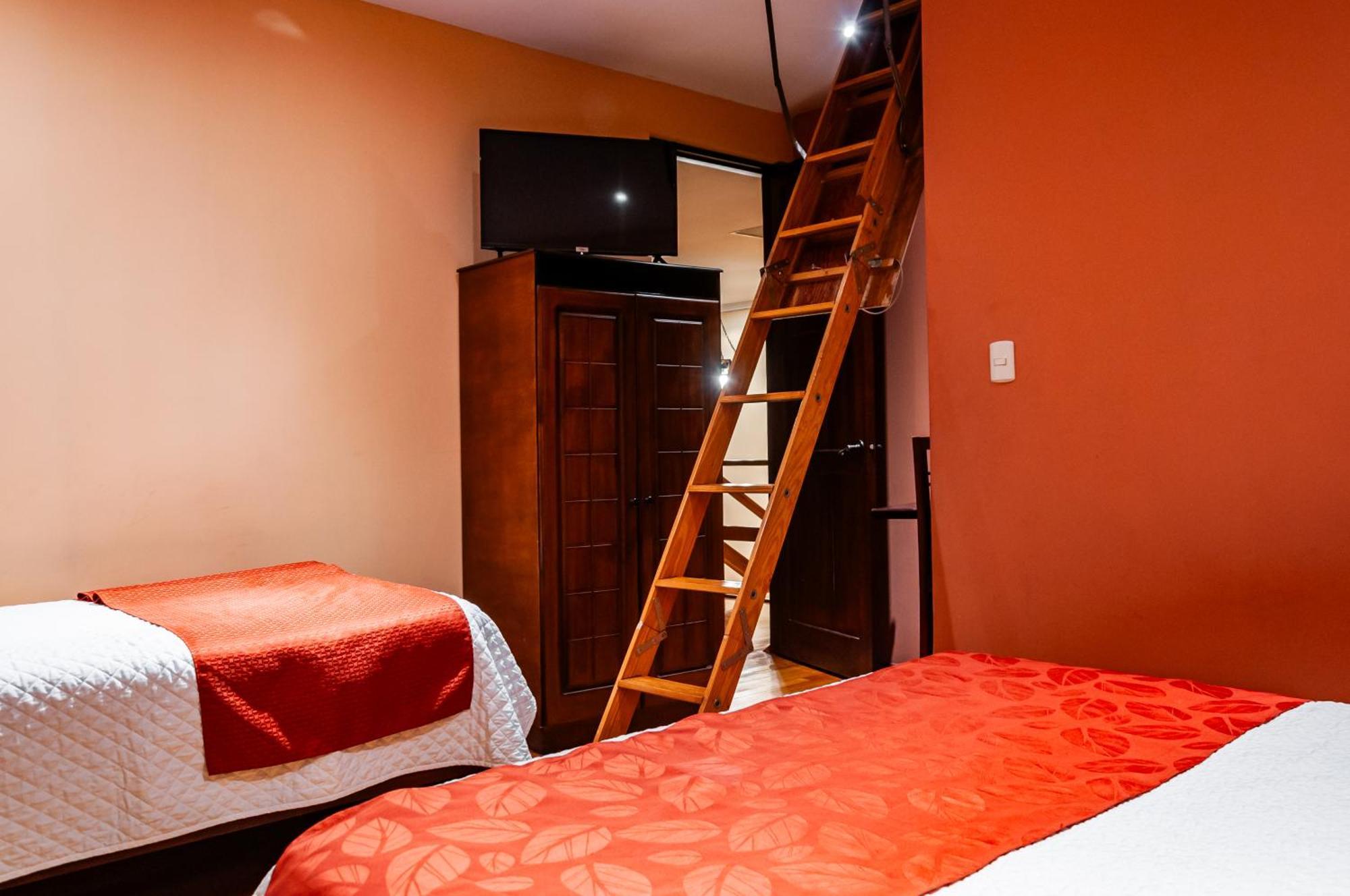 Hotel Calle Angosta Cuenca Esterno foto